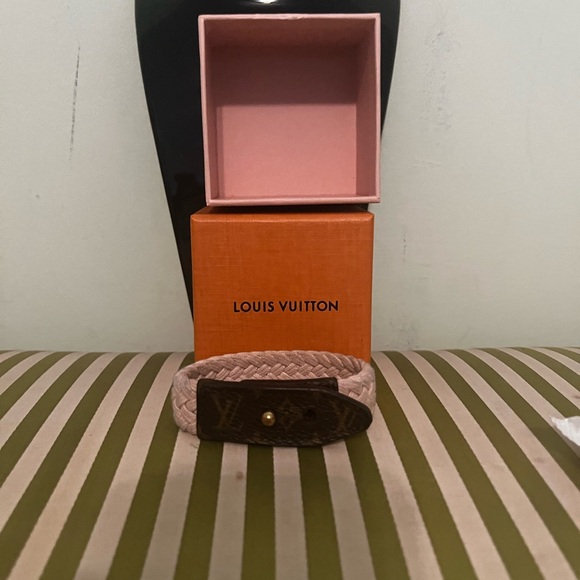 Louis Vuitto Bracelet - Picture 3 of 3